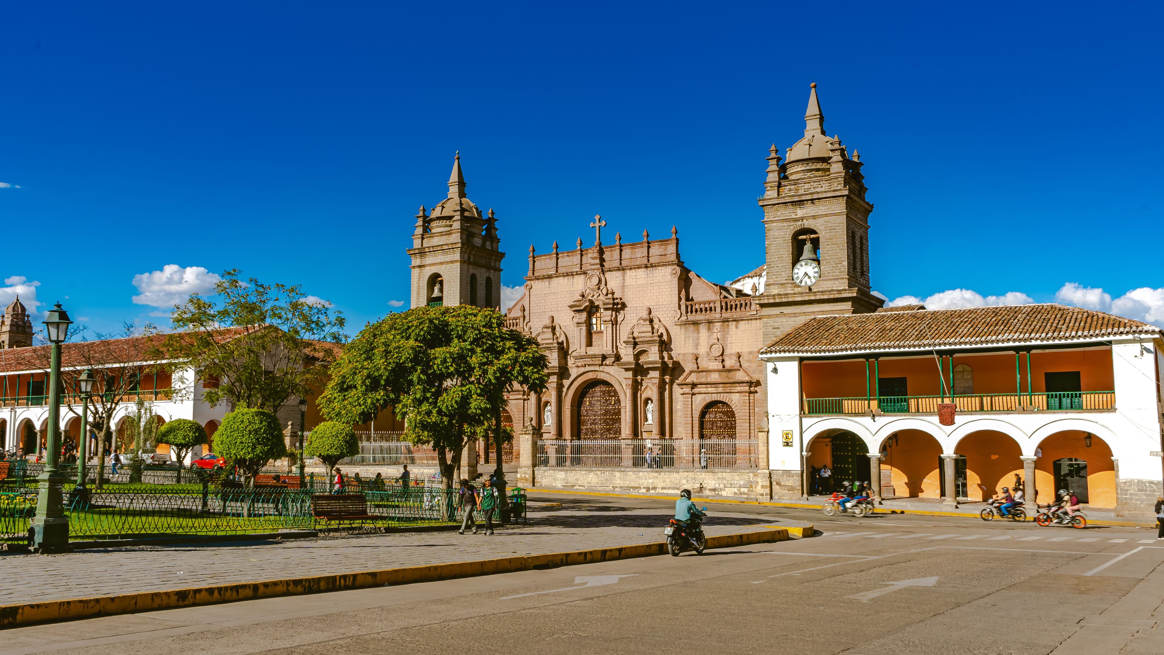 Sucre destination view