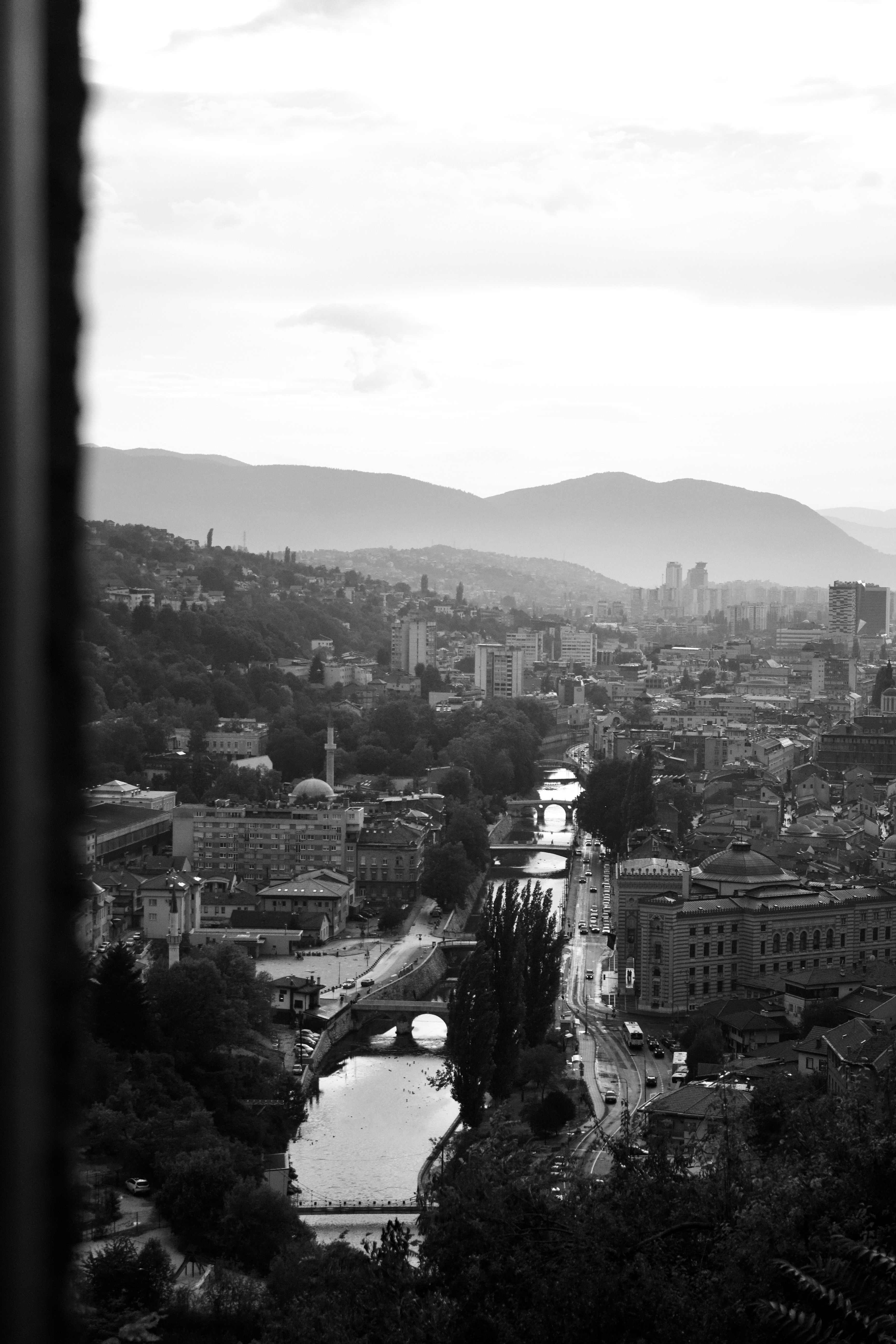 Miljacka River and urban fabric
