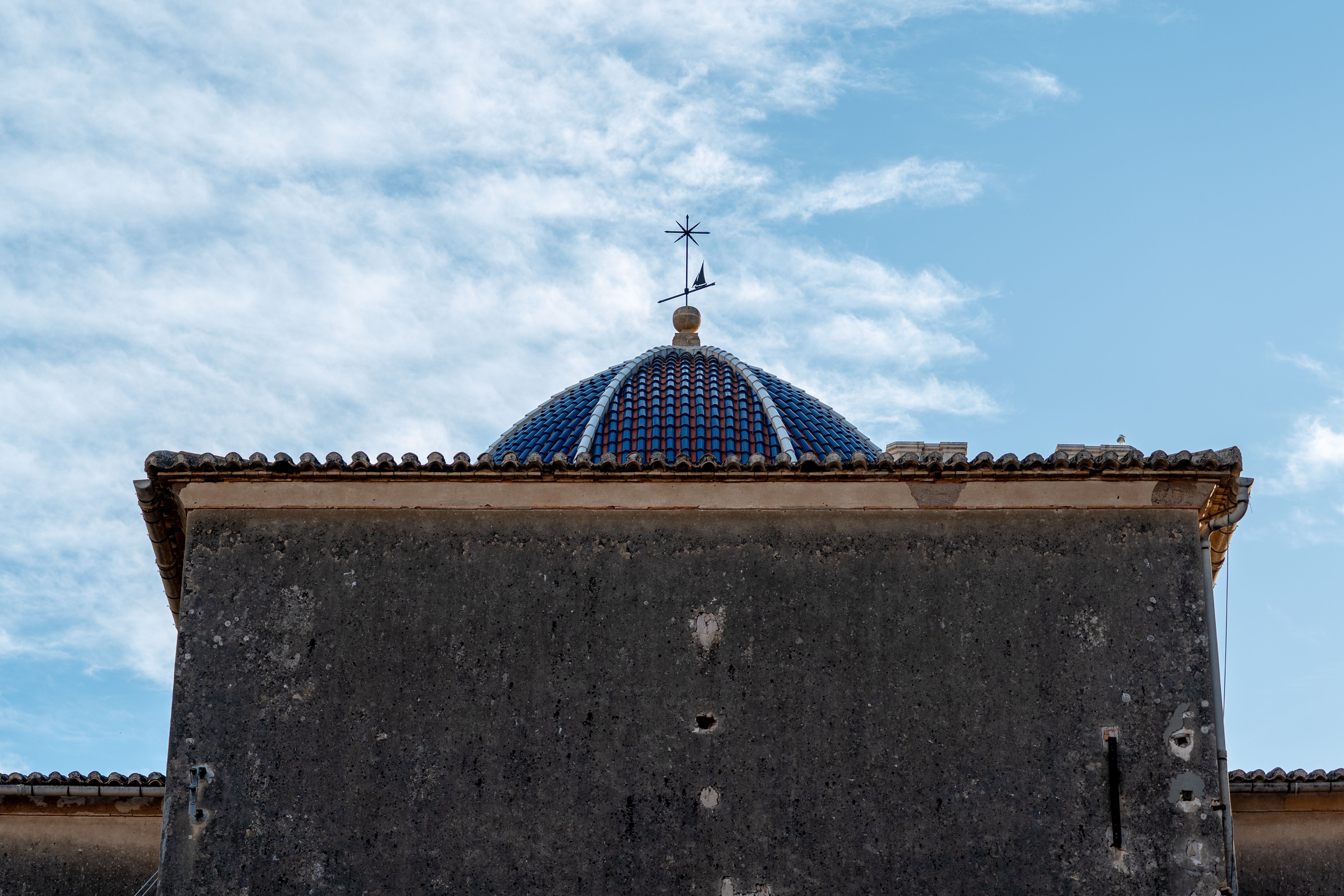 Dénia church dome and townscape