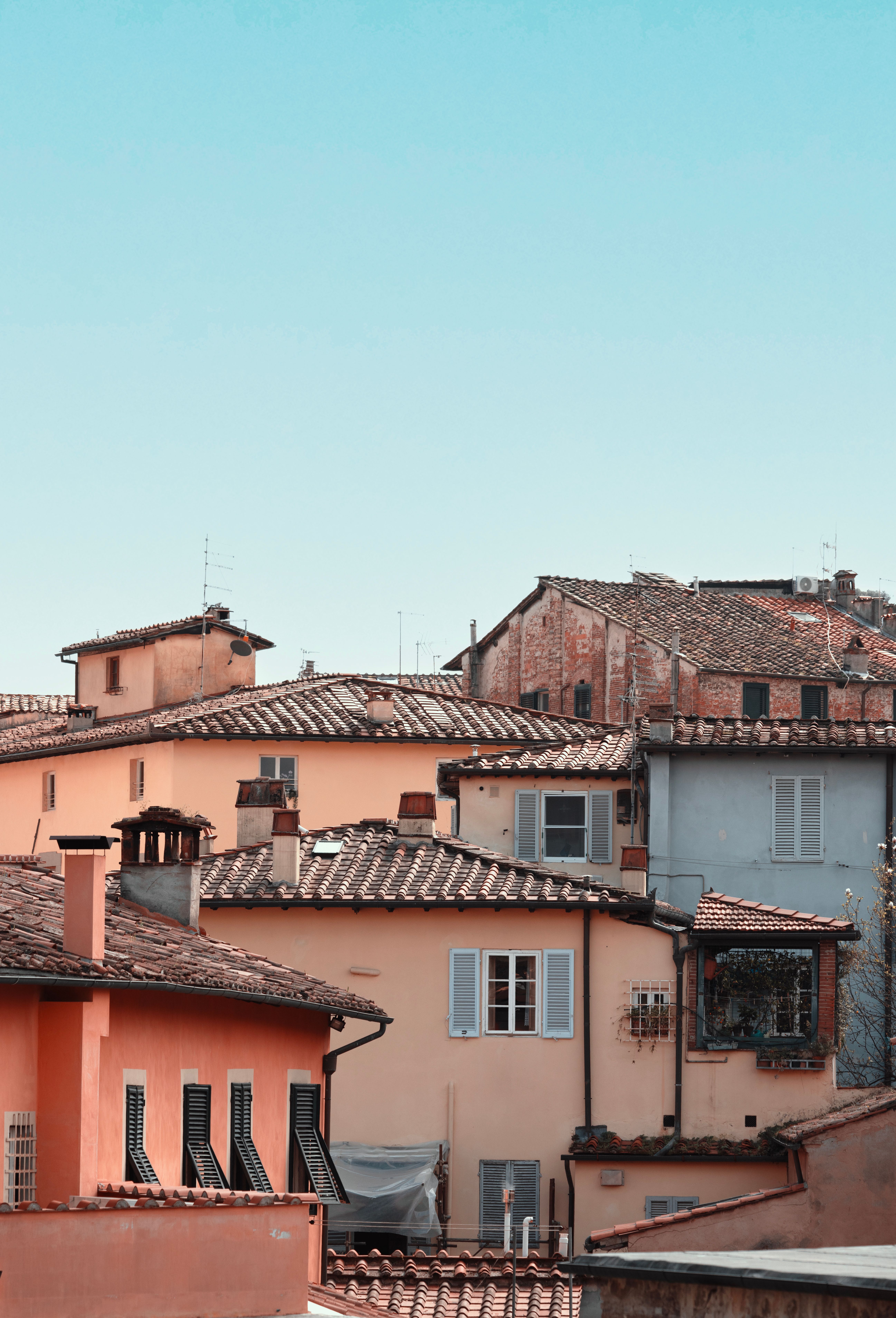 Historic houses in Lucca