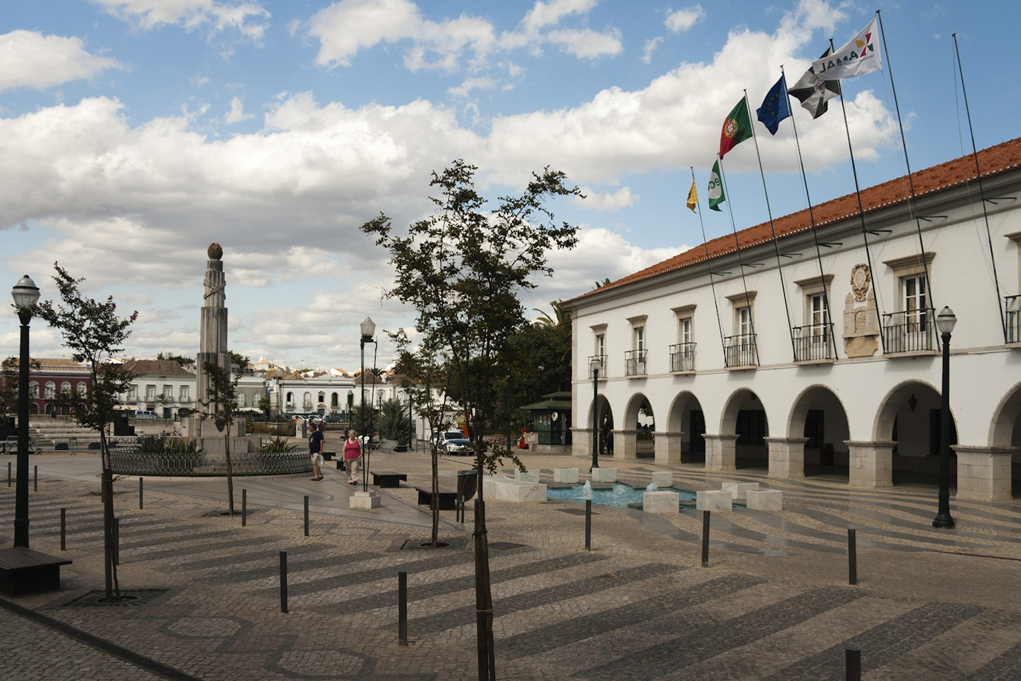 Tavira Praça da República and Câmara Municipal
